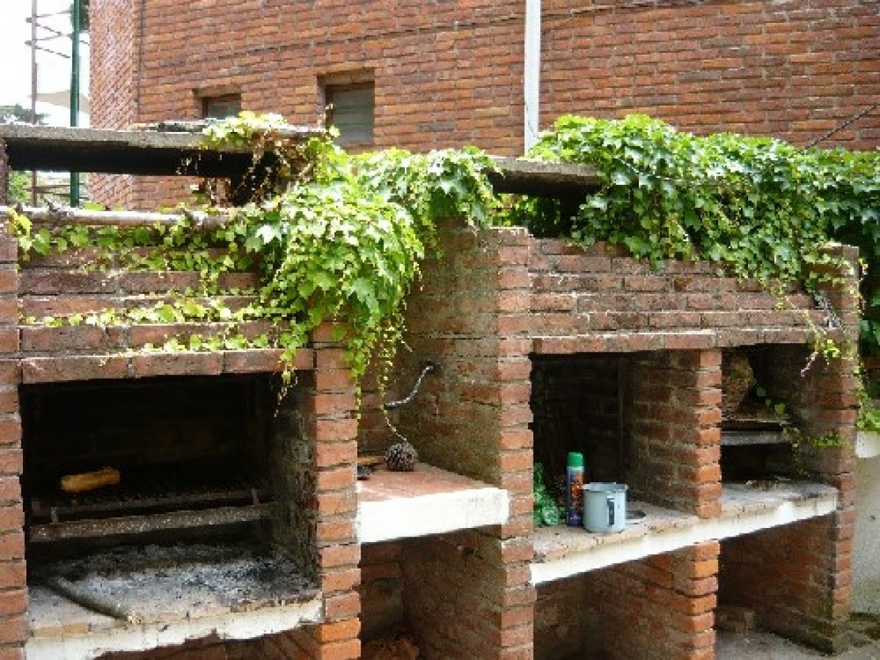 Zona Duplex 2 amb. Balcon parrilla cochera