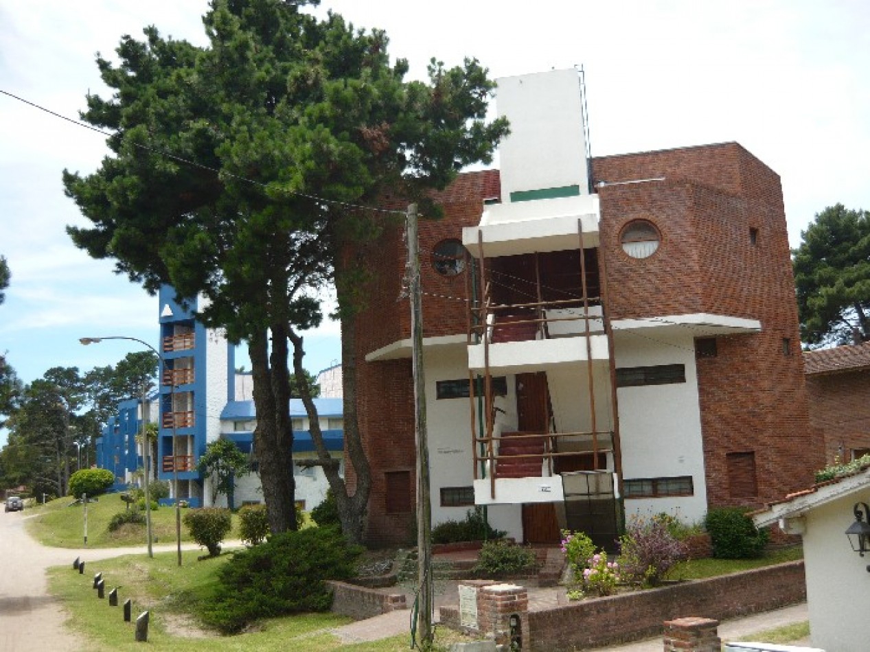 Zona Duplex 2 amb. Balcon parrilla cochera