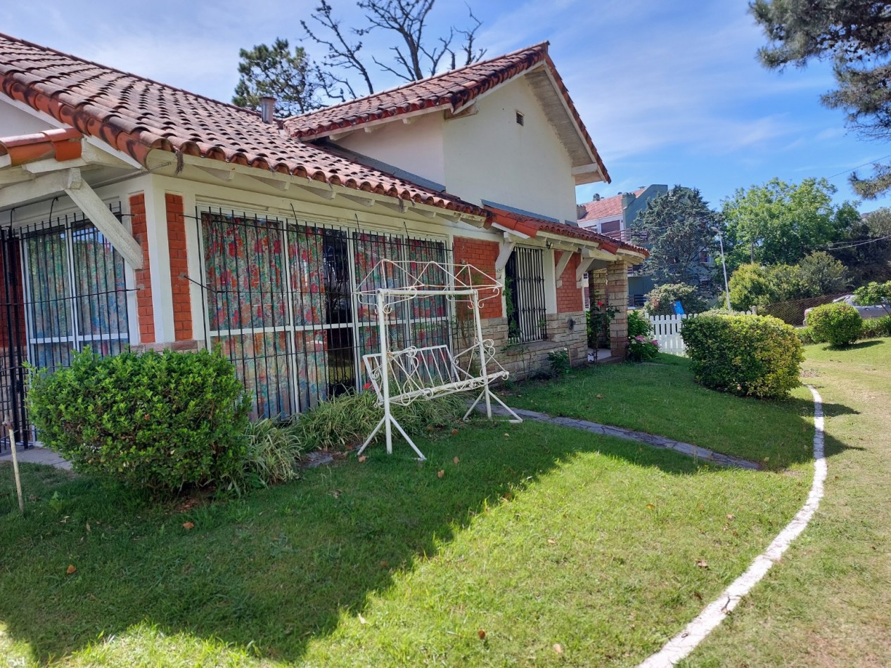CASA 2 DORMITORIOS