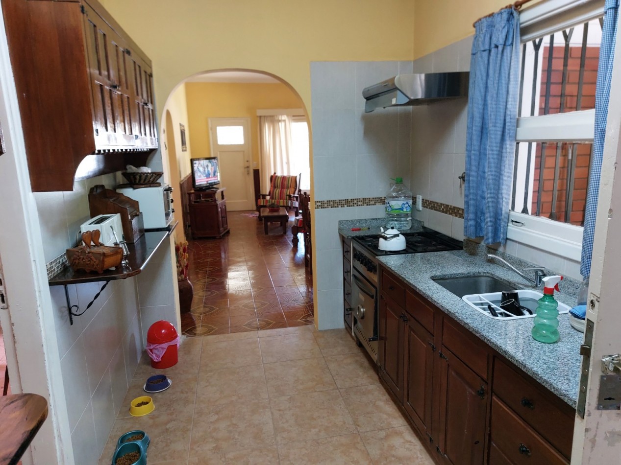 CASA 2 DORMITORIOS
