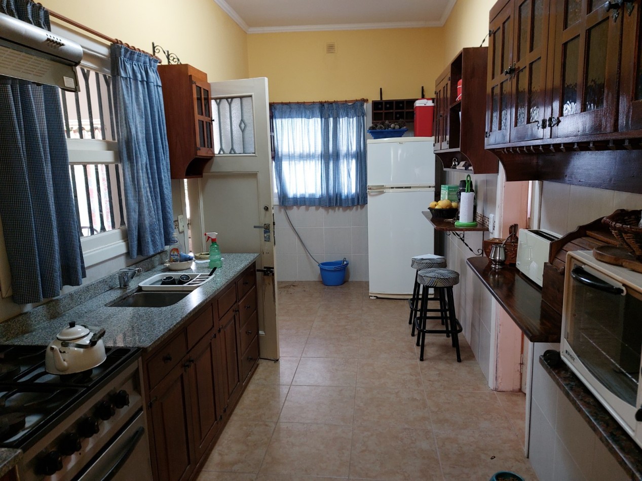 CASA 2 DORMITORIOS