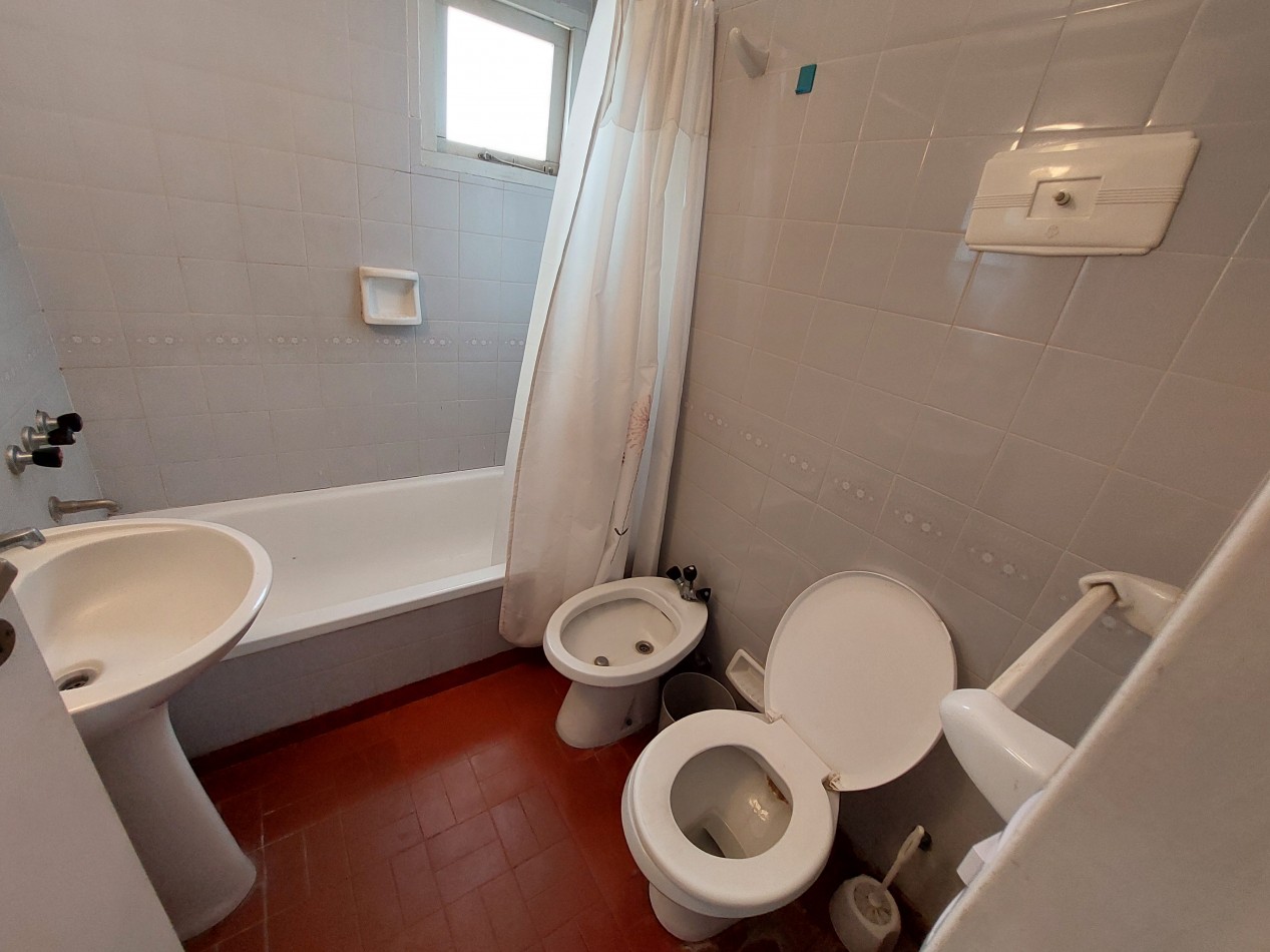 Oportunidad  3 amb. centrico  Balcon sobre la Av. Bunge -