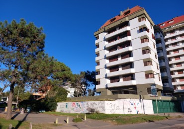 Centrico  a   2  del Mar sobre Av. Bunge 2 Amb.  Nuevo